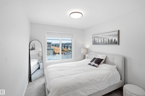 5493 Kootook Road Sw, Edmonton, AB - Indoor Photo Showing Bedroom