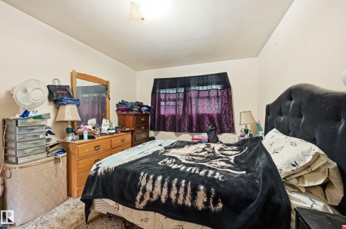 11622 133 Street Nw, Edmonton, AB - Indoor Photo Showing Bedroom