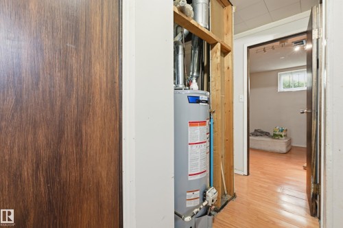 11622 133 Street Nw, Edmonton, AB - Indoor Photo Showing Basement