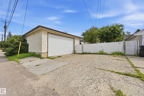 11622 133 Street Nw, Edmonton, AB - Outdoor With Exterior