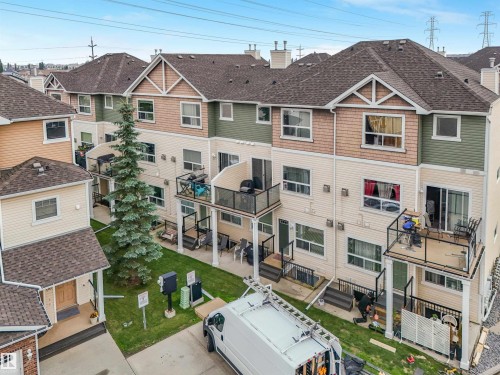 #33 3010 33 Av Nw, Edmonton, AB - Outdoor