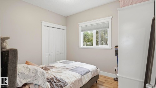 10112 105 Street, Westlock, AB - Indoor Photo Showing Bedroom