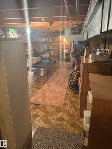 Additional content - 6014 50 Street, Vegreville, AB - Indoor