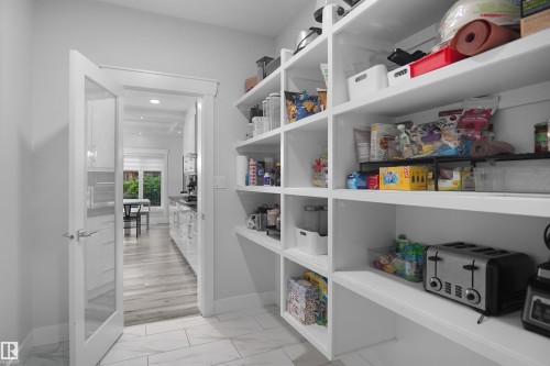 17252 71 Street Nw, Edmonton, AB - Indoor With Storage