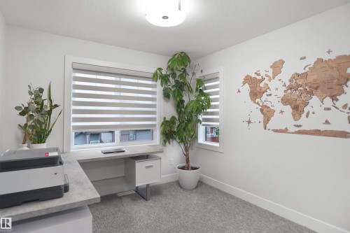 17252 71 Street Nw, Edmonton, AB - Indoor Photo Showing Office