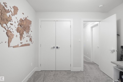 17252 71 Street Nw, Edmonton, AB - Indoor Photo Showing Other Room