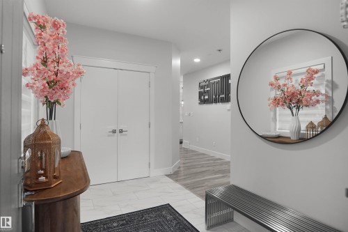 17252 71 Street Nw, Edmonton, AB - Indoor Photo Showing Other Room