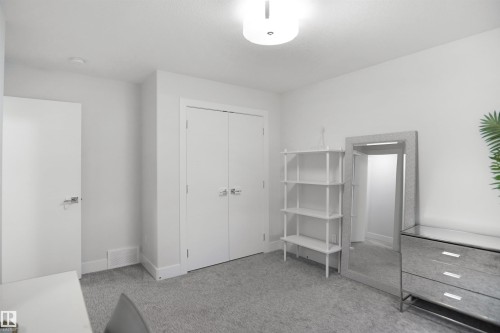 17252 71 Street Nw, Edmonton, AB - Indoor