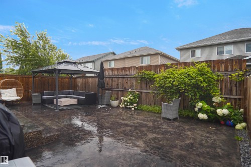 17252 71 Street Nw, Edmonton, AB - Outdoor
