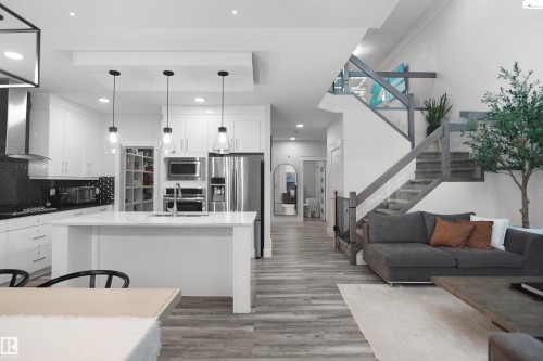 17252 71 Street Nw, Edmonton, AB - Indoor Photo Showing Kitchen With Upgraded Kitchen