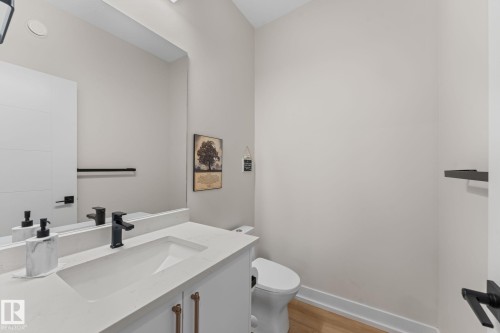 52 Avery Cove, Spruce Grove, AB - Indoor Photo Showing Bathroom