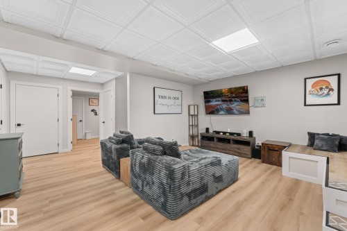 52 Avery Cove, Spruce Grove, AB - Indoor