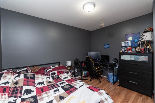 23 Delage Crescent, St. Albert, AB - Indoor Photo Showing Bedroom