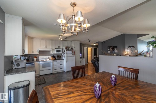 23 Delage Crescent, St. Albert, AB - Indoor Photo Showing Dining Room