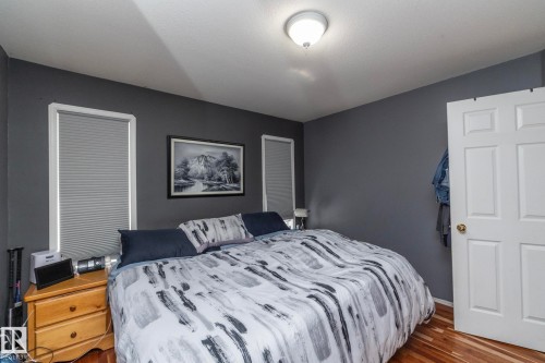 23 Delage Crescent, St. Albert, AB - Indoor Photo Showing Bedroom