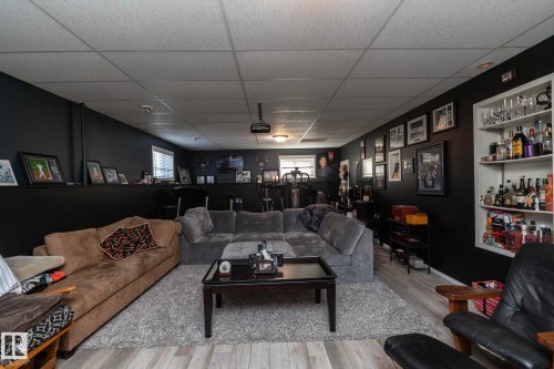 23 Delage Crescent, St. Albert, AB - Indoor Photo Showing Living Room