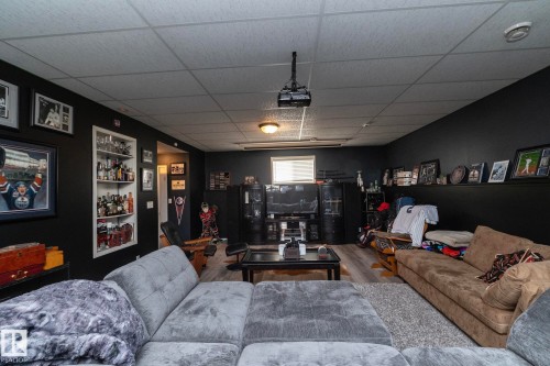 23 Delage Crescent, St. Albert, AB - Indoor