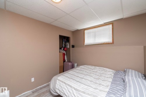 23 Delage Crescent, St. Albert, AB - Indoor Photo Showing Bedroom