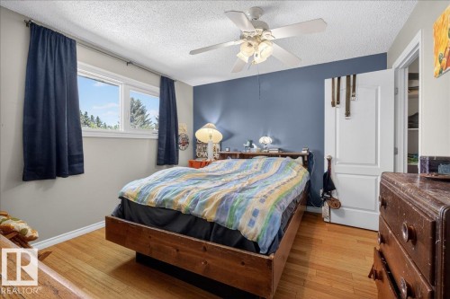 16604 115 Street Nw, Edmonton, AB - Indoor Photo Showing Bedroom