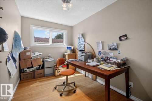 16604 115 Street Nw, Edmonton, AB - Indoor Photo Showing Office
