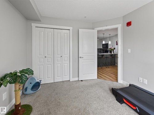 #121 3670 139 Av Nw, Edmonton, AB - Indoor