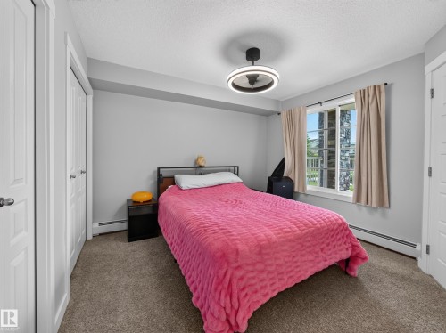 #121 3670 139 Av Nw, Edmonton, AB - Indoor Photo Showing Bedroom