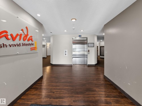 #121 3670 139 Av Nw, Edmonton, AB - Indoor Photo Showing Other Room