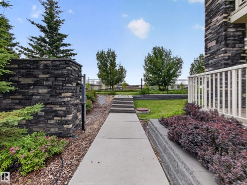 #121 3670 139 Av Nw, Edmonton, AB - Outdoor