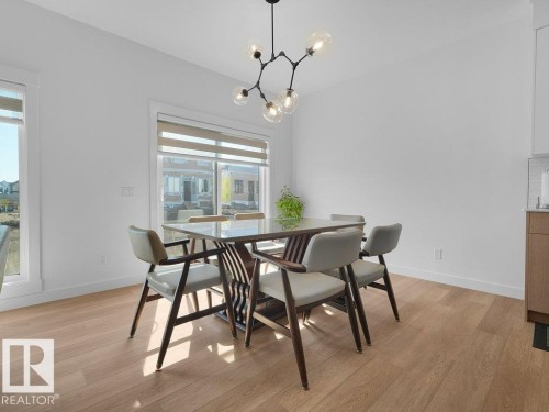 1077 Cristall Crescent Sw, Edmonton, AB - Indoor Photo Showing Dining Room