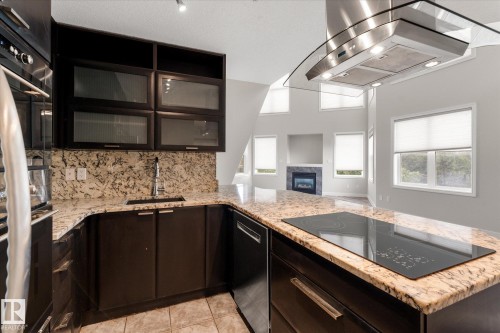 #505 10346 117 St Nw, Edmonton, AB - Indoor Photo Showing Kitchen With Upgraded Kitchen