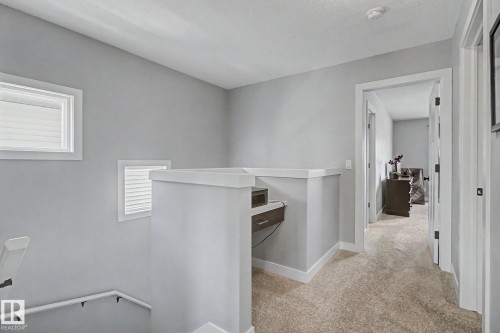 7147 Cardinal Way Sw, Edmonton, AB - Indoor Photo Showing Other Room