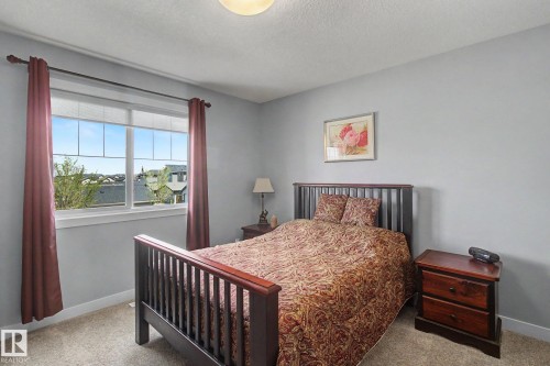 7147 Cardinal Way Sw, Edmonton, AB - Indoor Photo Showing Bedroom
