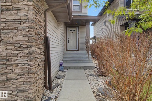 7147 Cardinal Way Sw, Edmonton, AB - Outdoor