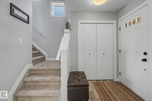 7147 Cardinal Way Sw, Edmonton, AB - Indoor Photo Showing Other Room