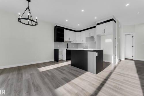 70 Covell Common, Spruce Grove, AB - Indoor Photo Showing Kitchen