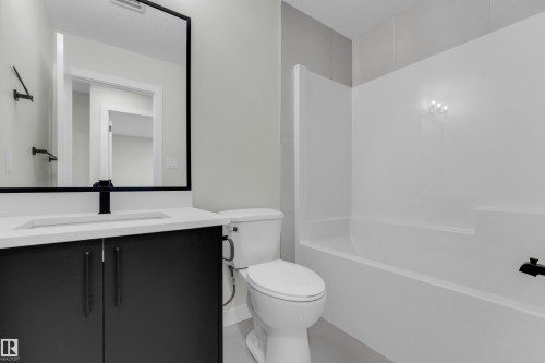 70 Covell Common, Spruce Grove, AB - Indoor Photo Showing Bathroom