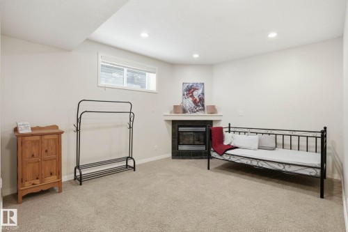 10 Rockwell Close, Fort Saskatchewan, AB - Indoor