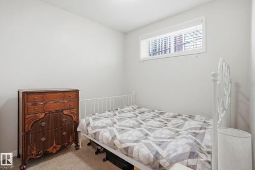 10 Rockwell Close, Fort Saskatchewan, AB - Indoor Photo Showing Bedroom