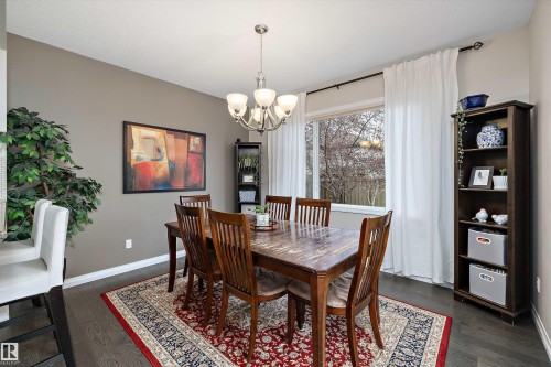 4015 Alexander Way Sw, Edmonton, AB 