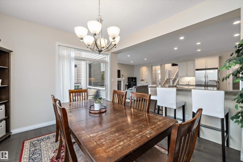 4015 Alexander Way Sw, Edmonton, AB 