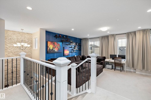 4015 Alexander Way Sw, Edmonton, AB 