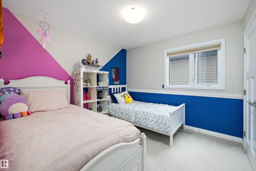4015 Alexander Way Sw, Edmonton, AB 