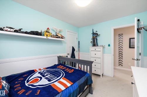 4015 Alexander Way Sw, Edmonton, AB 