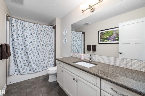 4015 Alexander Way Sw, Edmonton, AB 