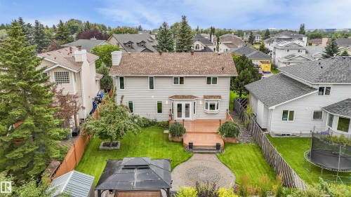 4335 47 Street Nw, Edmonton, AB - Outdoor