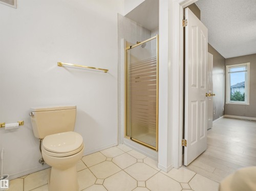 4335 47 Street Nw, Edmonton, AB - Indoor Photo Showing Bathroom