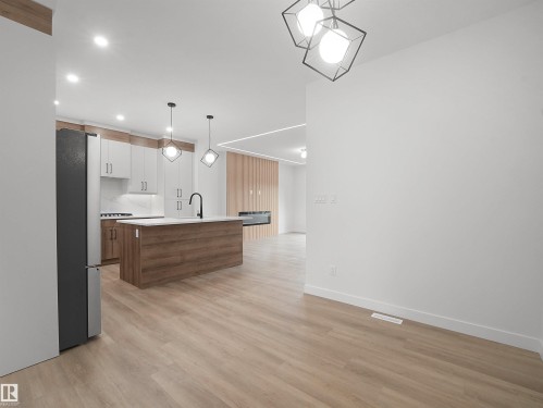 Beaumont, AB - Indoor Photo Showing Other Room
