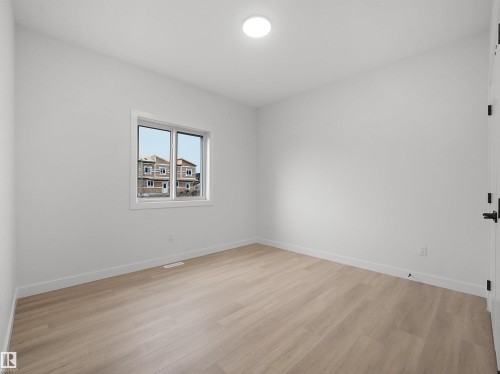 Beaumont, AB - Indoor Photo Showing Other Room
