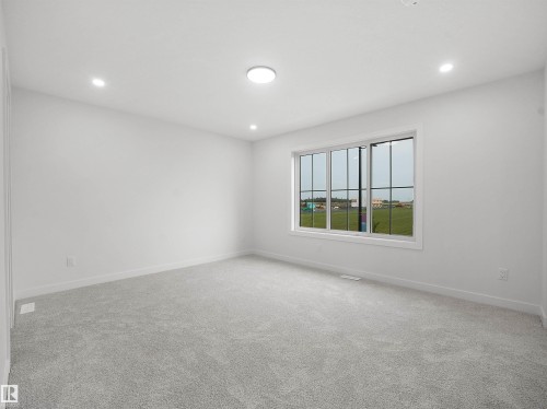 Beaumont, AB - Indoor Photo Showing Other Room
