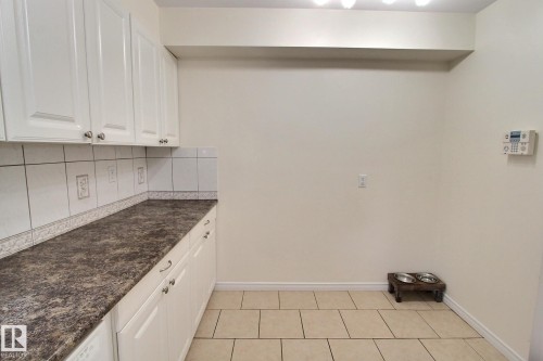 17004 100 Street Nw, Edmonton, AB - Indoor